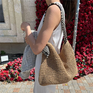 Naomi Shoulder Bag