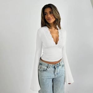 Pretty and basic Kylie top with lace