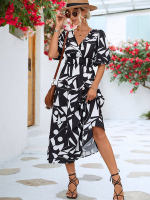 V-neck geometric print dress