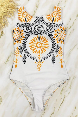 Traje de baño de una pieza con cuello alto bohemio